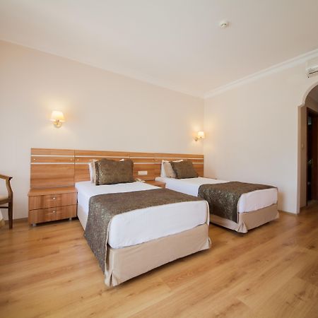 Hotel Greenland Олудениз Екстериор снимка