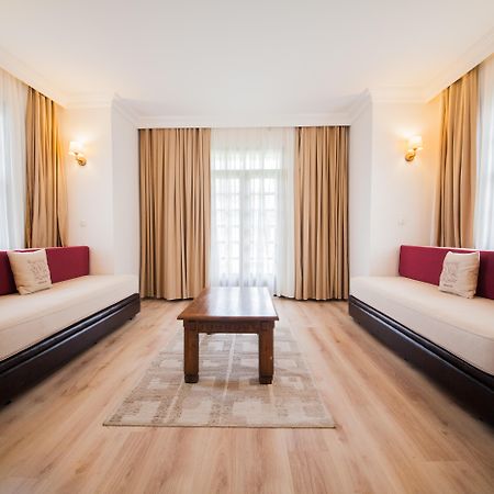 Hotel Greenland Олудениз Екстериор снимка