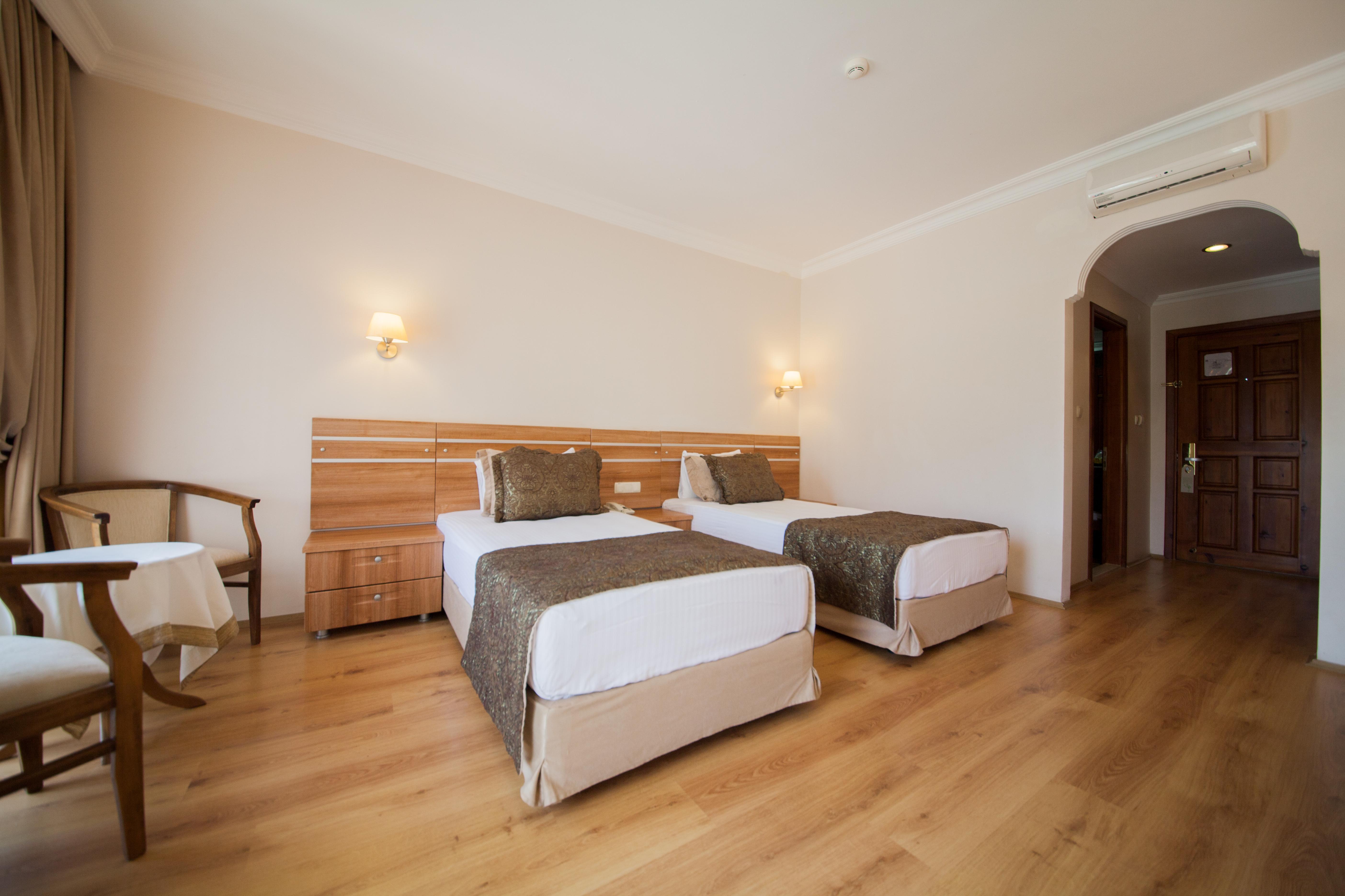Hotel Greenland Олудениз Екстериор снимка